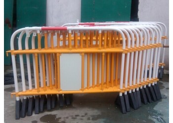 上海塑料鐵馬欄桿 核電站PVC絕緣護(hù)欄