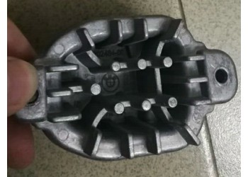 寶馬3系 F35大燈電腦 氧傳感器 剎車盤 鼓風機