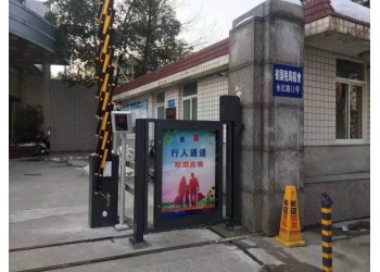 天橋小區廣告小門門禁安裝歷城柵欄小門門禁維修廠家