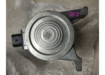 沃爾沃16款XC60電子水泵 發(fā)電機 汽油泵 曲軸